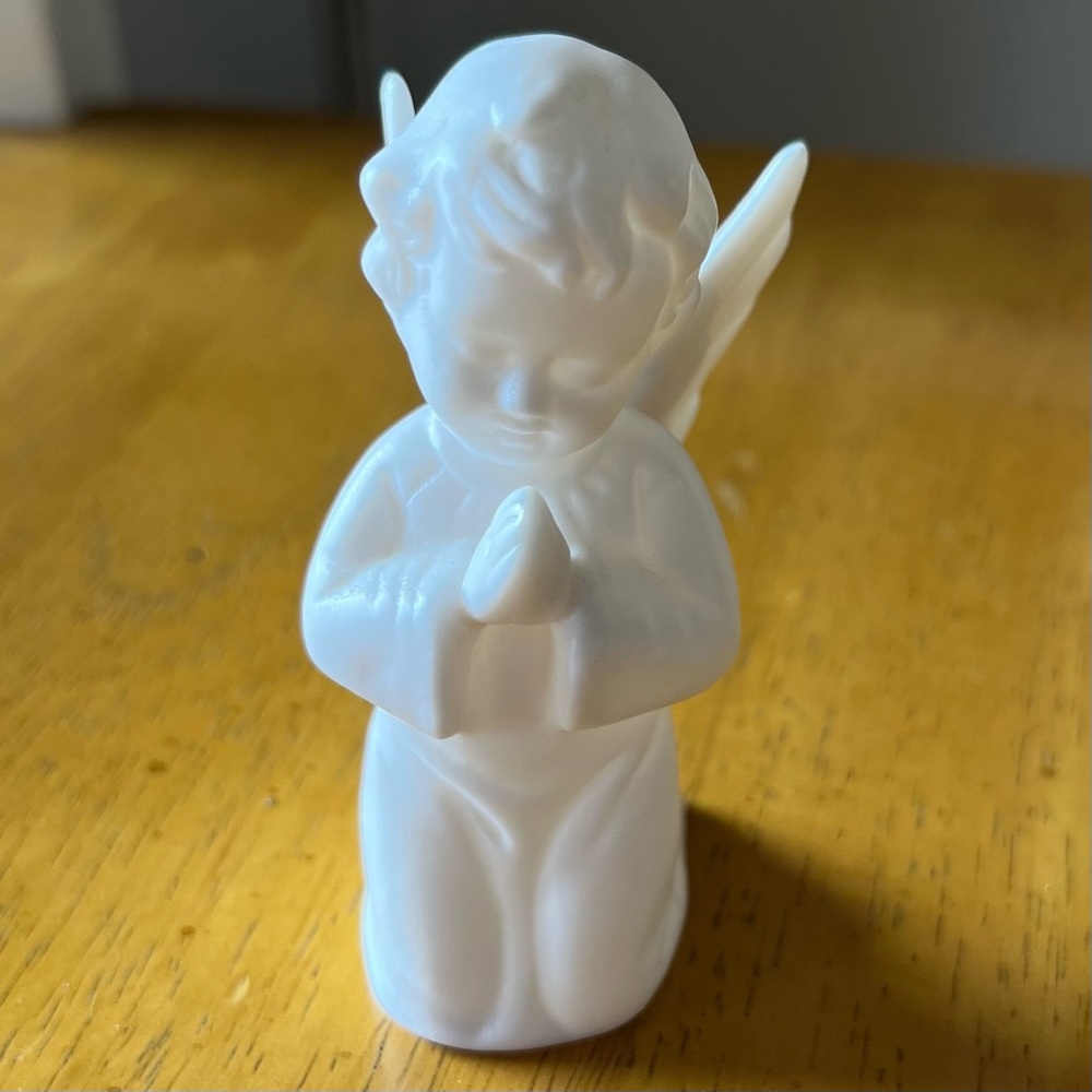 Vintage, white praying cherub, Angel. Japan